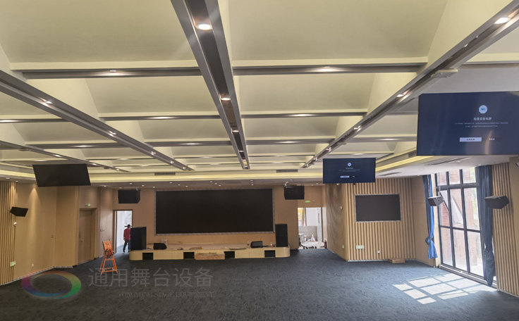 科技賦能，匠心筑造 通用舞臺承建南京某學院報告廳即將圓滿交付，打造現(xiàn)代化多功能學術殿堂